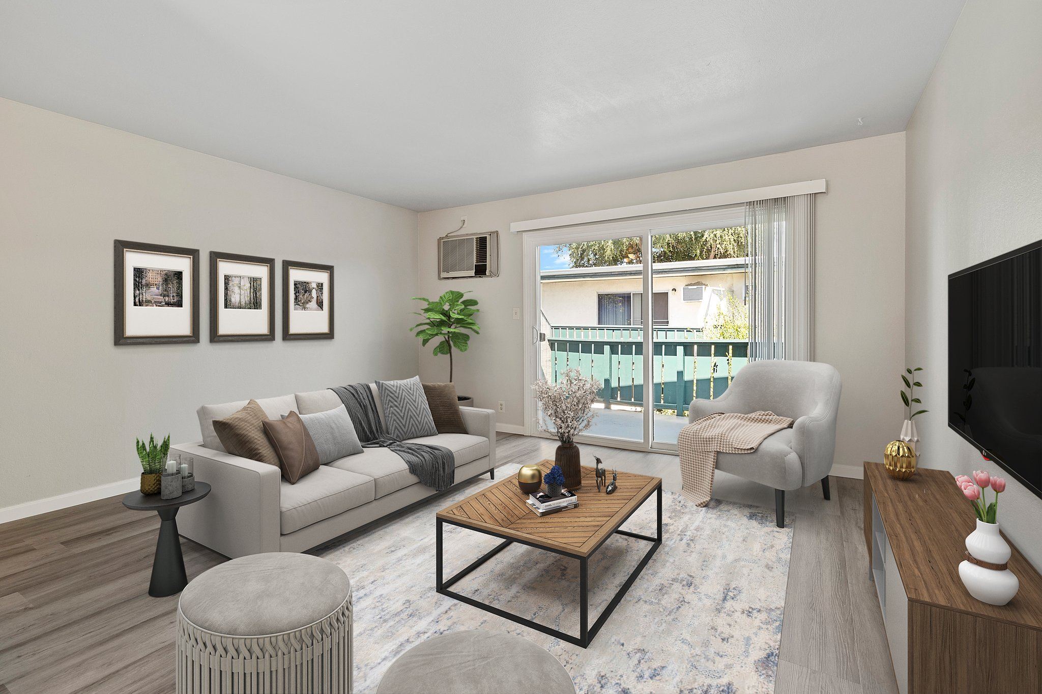 Whispering Oaks Apartments photo 5